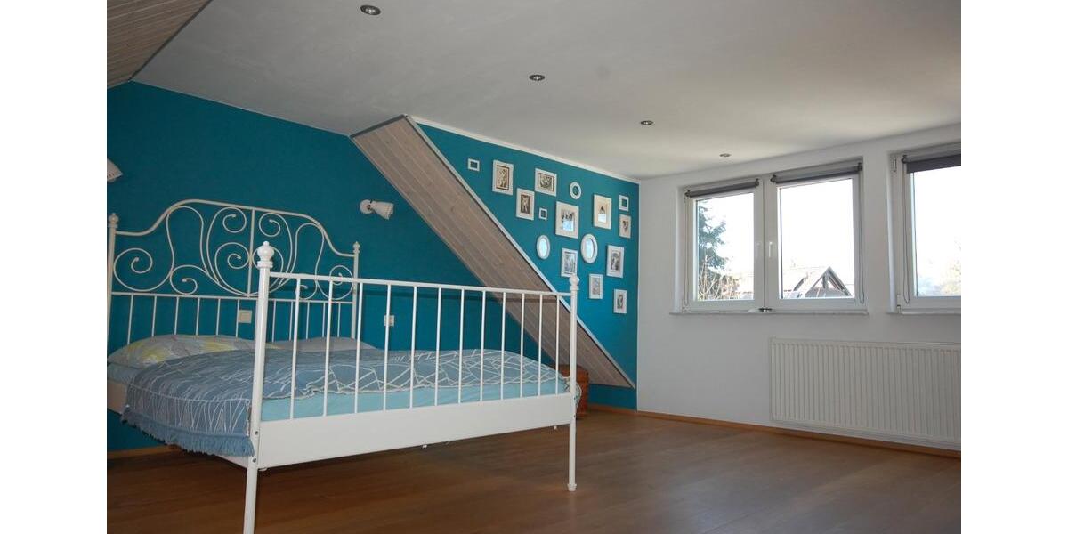 Doppelhaushälfte Mönchengladbach West - 5 Zimmer, 102 m&sup2;, 320.000&euro; | Angebot:26041510