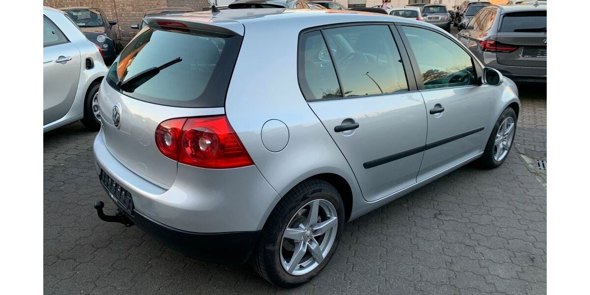 VW Golf 216.000 km 3.850 &euro; Moers 47443