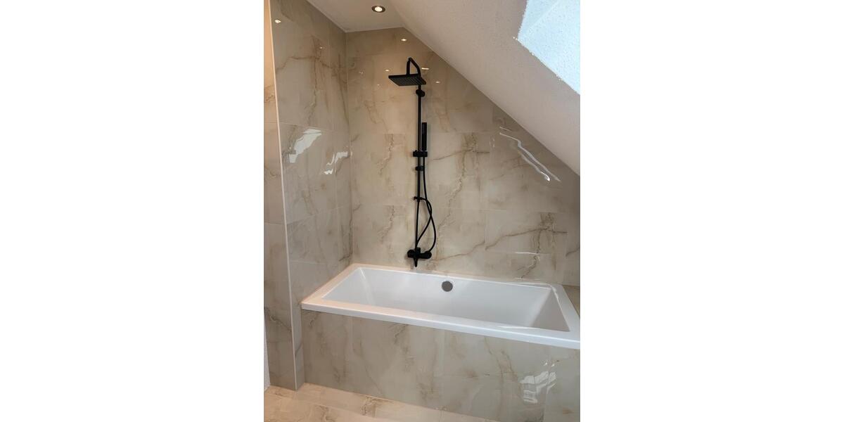 Dachgeschoßwohnung Krefeld - 2 Zimmer, 65 m&sup2;, 700&euro; | Angebot:25994299