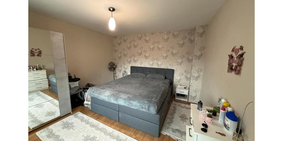 Etagenwohnung Grevenbroich Neuenhausen - 3 Zimmer, 65 m&sup2;, 800&euro; | Angebot:26618840