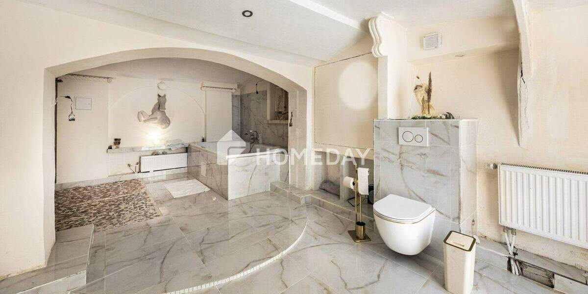 Einfamilienhaus Mönchengladbach Rheydt - 8 Zimmer, 210 m&sup2;, 349.000&euro; | Angebot:25684150