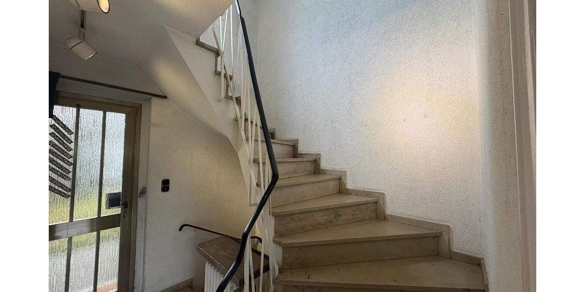 Mehrfamilienhaus, Wohnhaus Moers Hülsdonk - 6 Zimmer, 132 m&sup2;, 620.000&euro; | Angebot:25896452