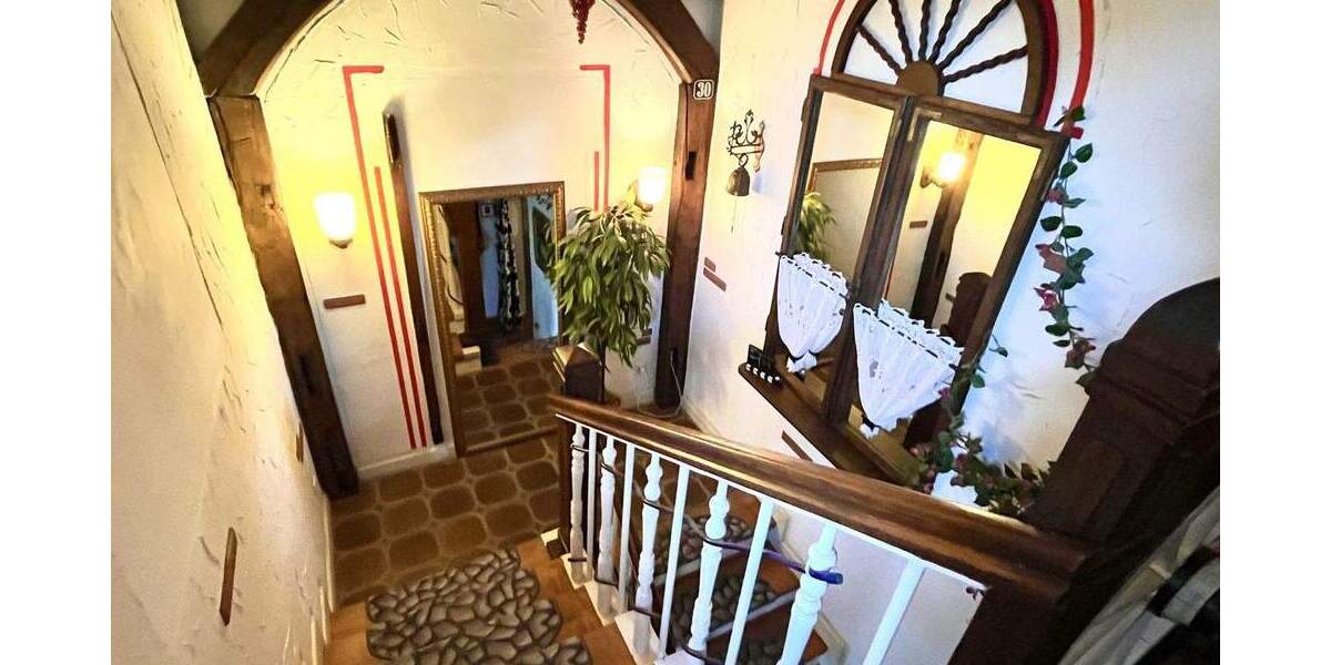 Einfamilienhaus Duisburg Beeck - 5 Zimmer, 126 m&sup2;, 295.000&euro; | Angebot:25688688