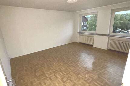 Wohnung Duisburg Duisburg-Mitte - 3 Zimmer, 75 m&sup2;, 500&euro; | Angebot:27685898