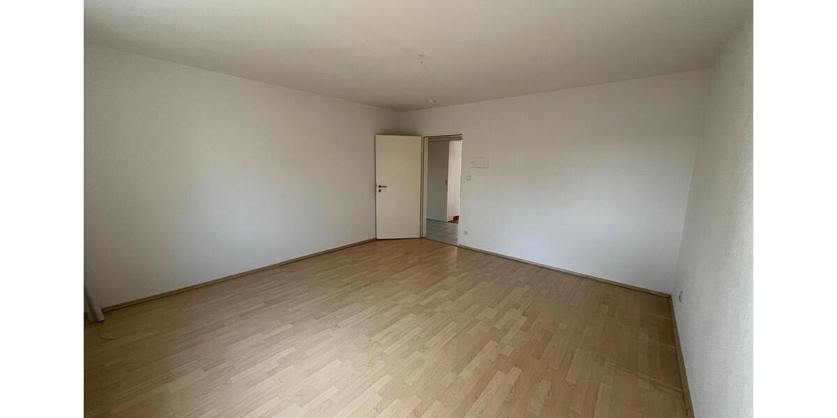 Terrassenwohnung Krefeld Fischeln - 4 Zimmer, 120 m&sup2;, 1.260&euro; | Angebot:26111238