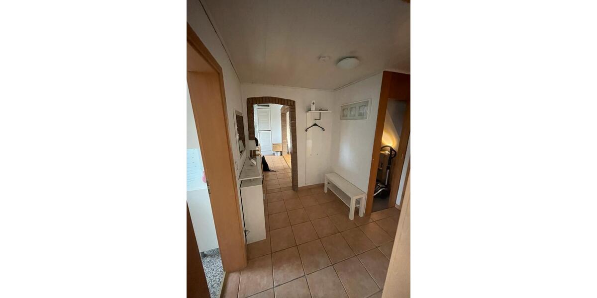 Dachgeschoßwohnung Duisburg Angerhausen - 3 Zimmer, 75 m&sup2;, 800&euro; | Angebot:25839779