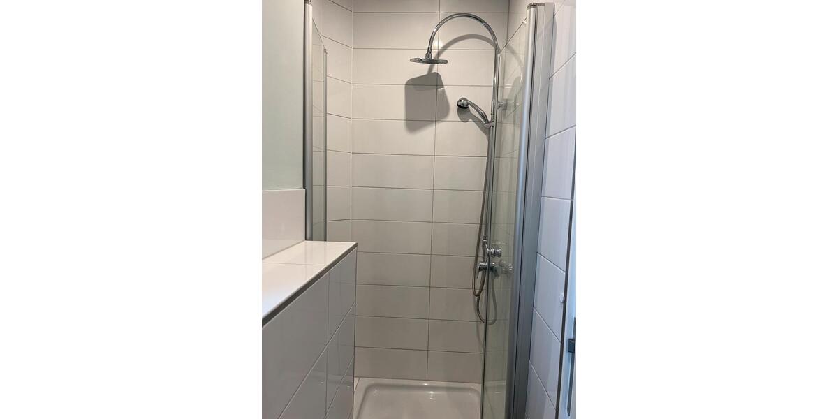 Etagenwohnung Duisburg - 1 Zimmer, 34 m&sup2;, 39&euro; | Angebot:25900220