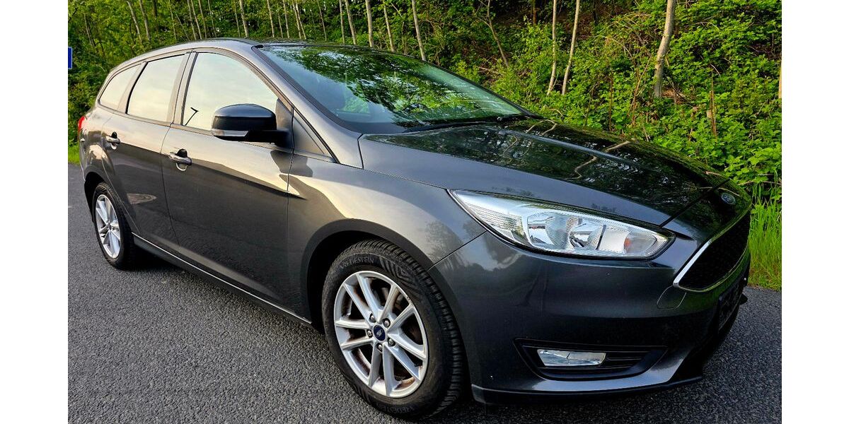 Ford Focus 136.000 km 5.290 &euro; Duisburg 47167