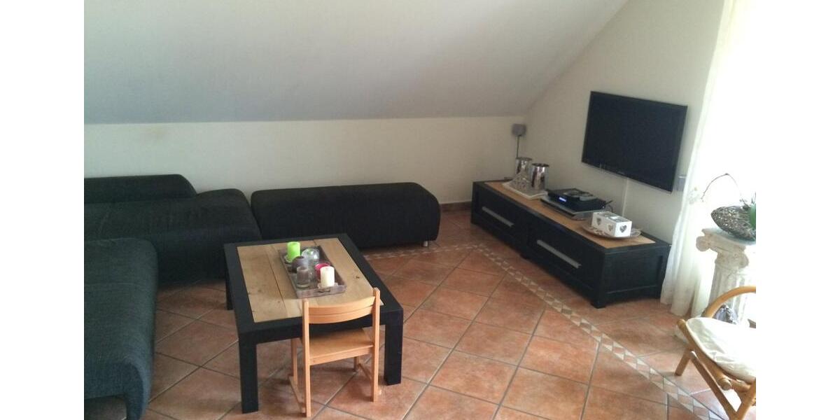 Etagenwohnung Neukirchen-Vluyn Vluyn - 3 Zimmer, 100 m&sup2;, 1.290&euro; | Angebot:25831679