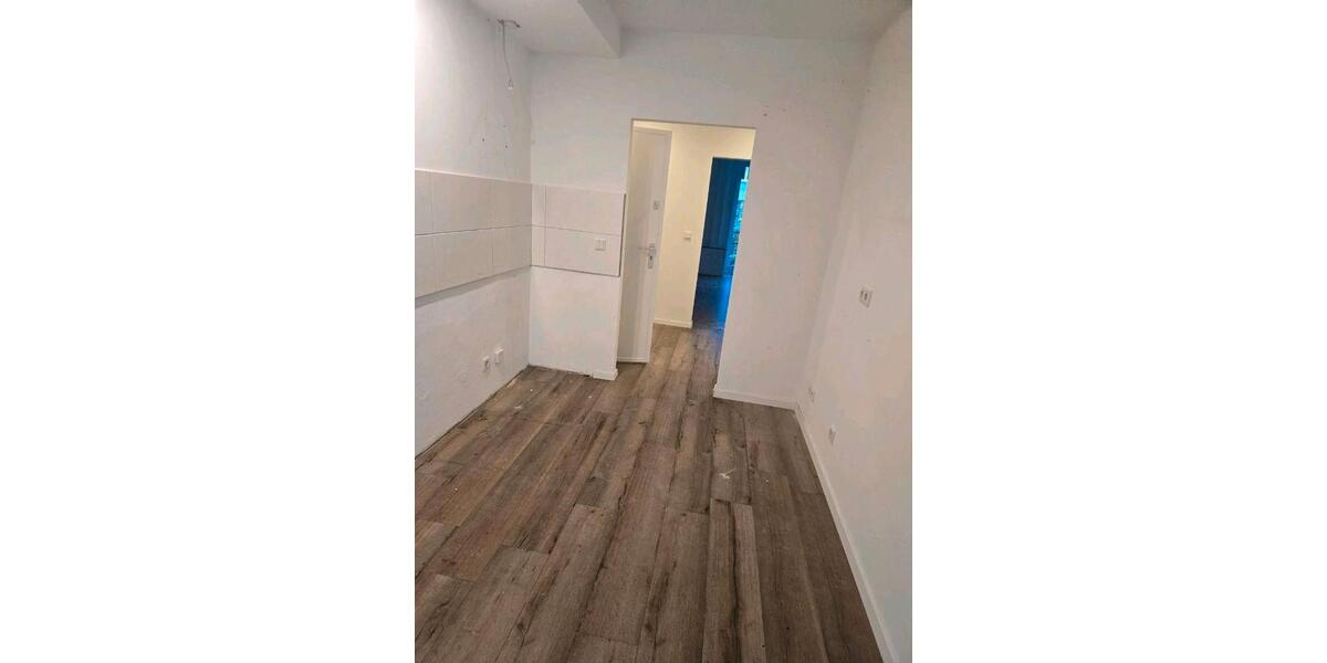 Hochparterre Düsseldorf Niederkassel - 3.5 Zimmer, 82 m&sup2;, 540.000&euro; | Angebot:26023909
