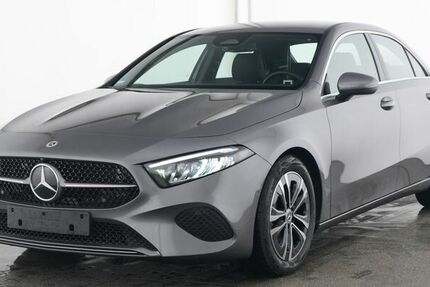 Mercedes-Benz A 180 24.038 km 30.900 &euro; Moers 47441