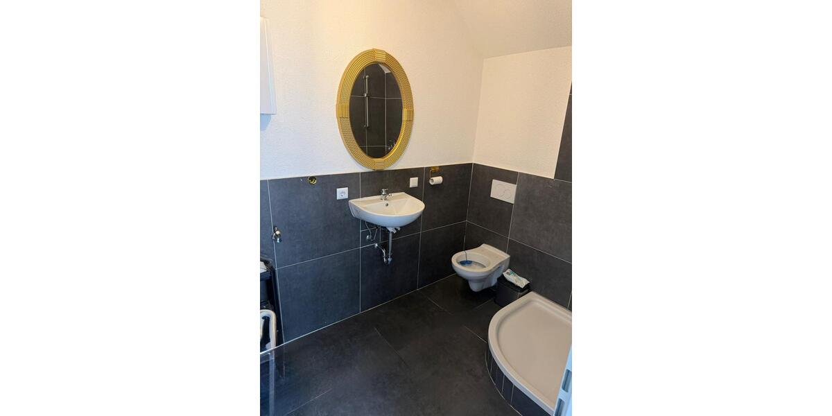 Etagenwohnung Krefeld - 4 Zimmer, 76 m&sup2;, 1.330&euro; | Angebot:26661266