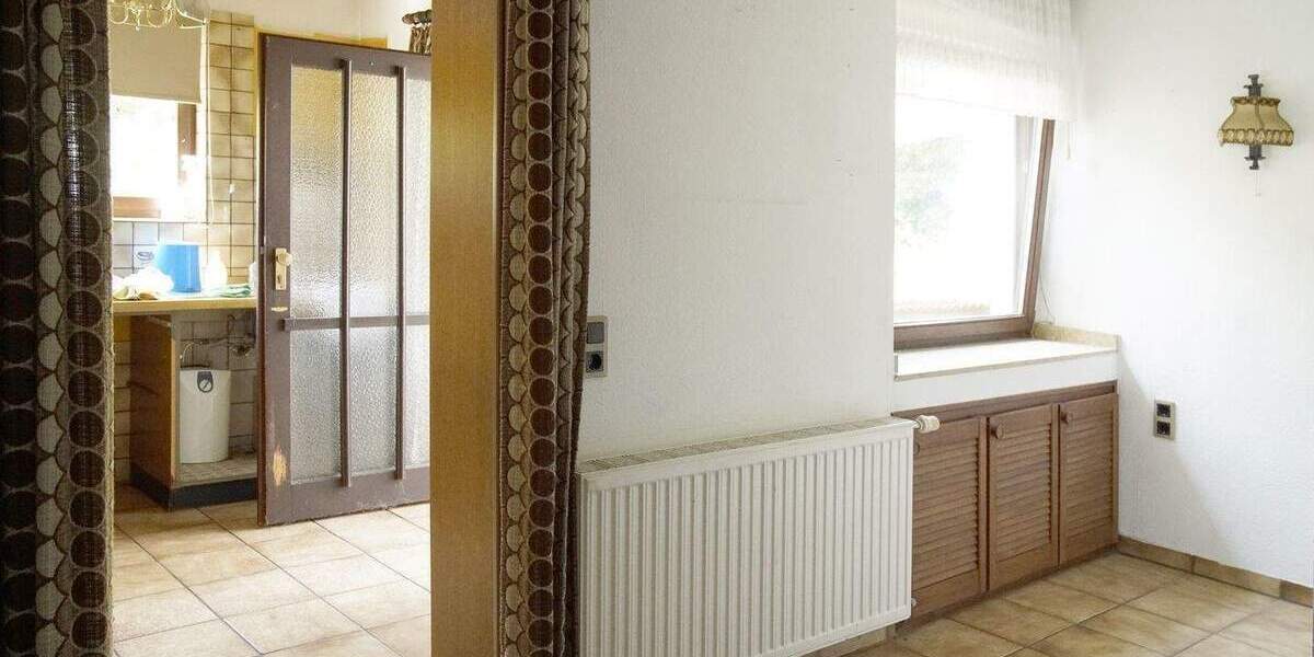 Einfamilienhaus Düsseldorf Urdenbach - 4 Zimmer, 145 m&sup2;, 325.000&euro; | Angebot:25837321