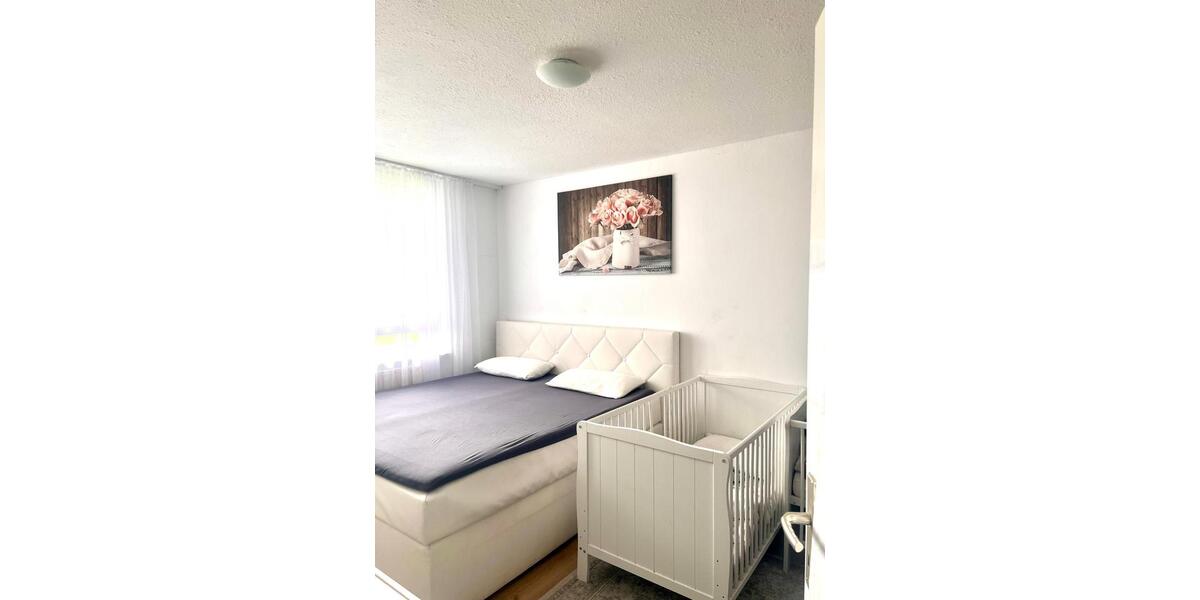 Etagenwohnung Mönchengladbach Süd - 4 Zimmer, 86 m&sup2;, 950&euro; | Angebot:26522493