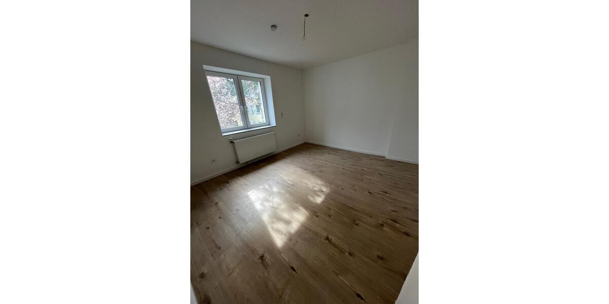 Etagenwohnung Krefeld - 2 Zimmer, 50 m&sup2;, 600&euro; | Angebot:25753608