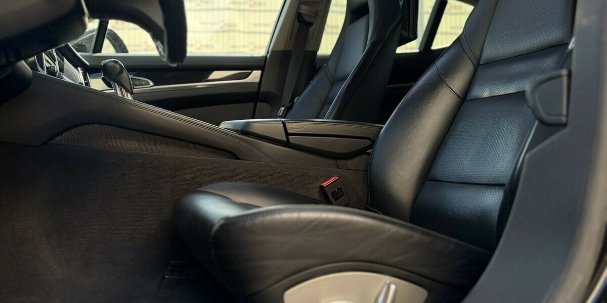 Porsche Panamera 4 / Xenon / 20 ´´ Felgen / GSD / TV 189.000 km 32.900 &euro; Mönchengladbach 41066