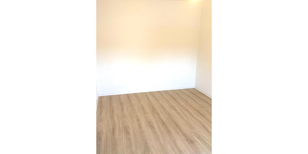 Etagenwohnung Moers Rheinkamp - 2.5 Zimmer, 58 m&sup2;, 770&euro; | Angebot:25905916