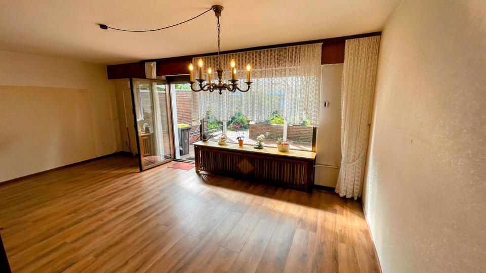 Reihenhaus Krefeld Gartenstadt - 5 Zimmer, 103 m&sup2;, 299.000&euro; | Angebot:26044524