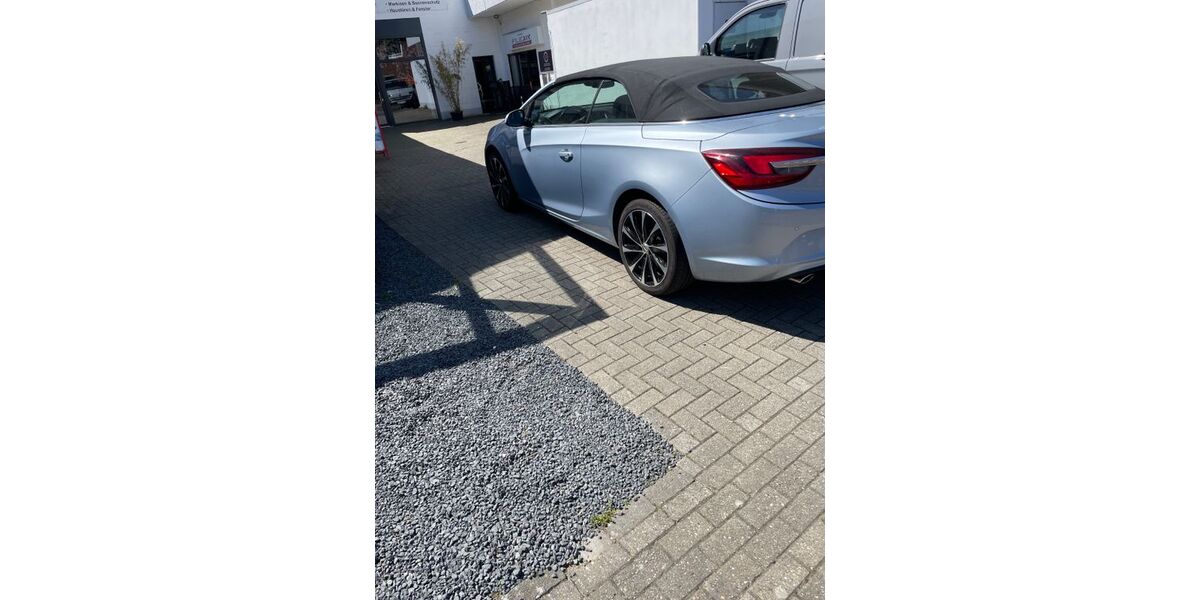 Opel Cascada 163.300 km 9.750 &euro; Krefeld 47804