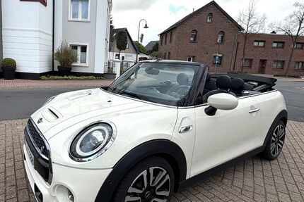 Mini Cooper S Cabrio 65.900 km 21.850 &euro; Kempen 47906