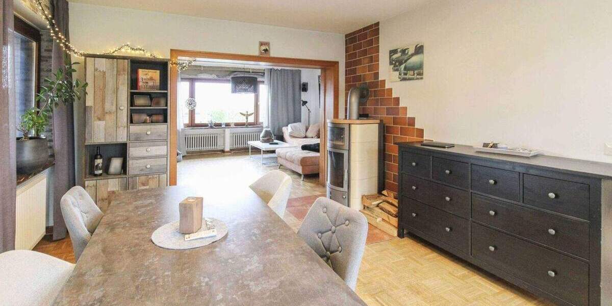 Einfamilienhaus Viersen Dülken - 9 Zimmer, 214 m&sup2;, 595.000&euro; | Angebot:25745512