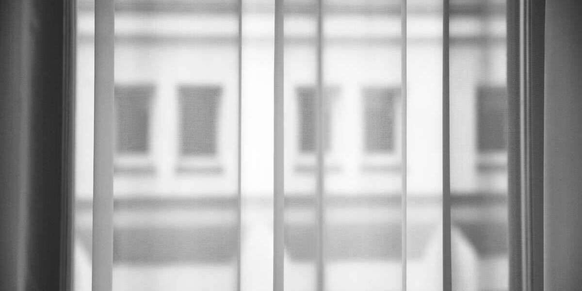 Etagenwohnung Velbert - 5 Zimmer, 141 m&sup2;, 230.000&euro; | Angebot:25457549