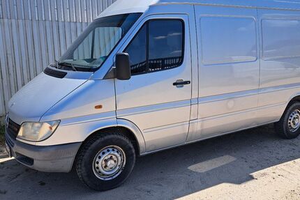 Mercedes-Benz Sprinter 232.072 km 5.800 &euro; Mönchengladbach 41069