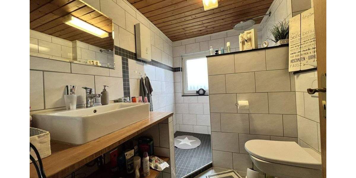 Mehrfamilienhaus, Wohnhaus Leichlingen - 8 Zimmer, 197 m&sup2;, 399.000&euro; | Angebot:25779473