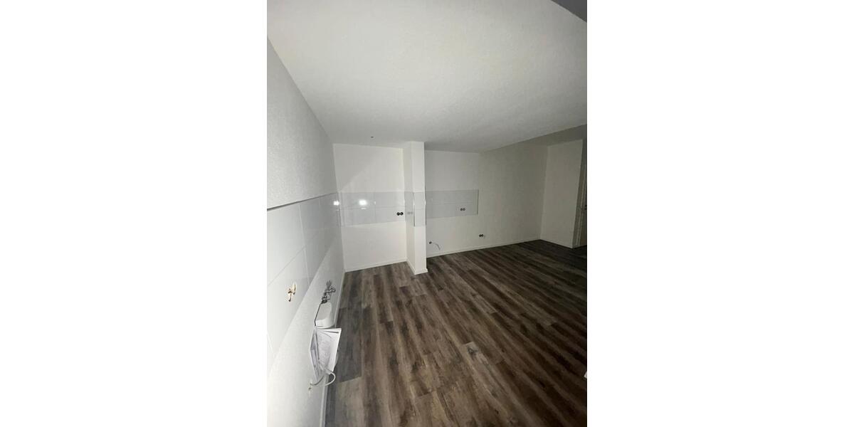 Etagenwohnung Mülheim an der Ruhr - 3 Zimmer, 112 m&sup2;, 950&euro; | Angebot:25956684