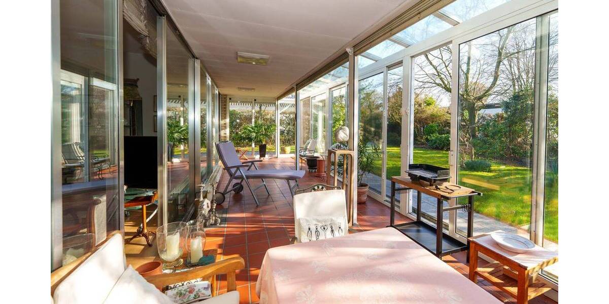 Bungalow Neuss Uedesheim - 4 Zimmer, 160 m&sup2;, 799.000&euro; | Angebot:26672404