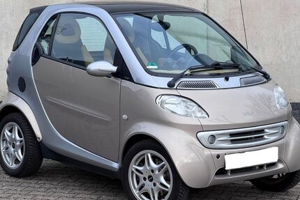 Smart ForTwo 61.930 km 8.900 &euro; Mönchengladbach 41169