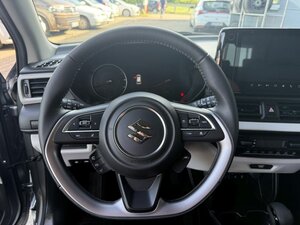 Suzuki Swift Comfort +Automatik+Allwetterreifen+Kamera 3.373 km 17.790 &euro; Meerbusch 40667