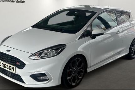 Ford Fiesta 28.200 km 13.490 &euro; Mönchengladbach 41061