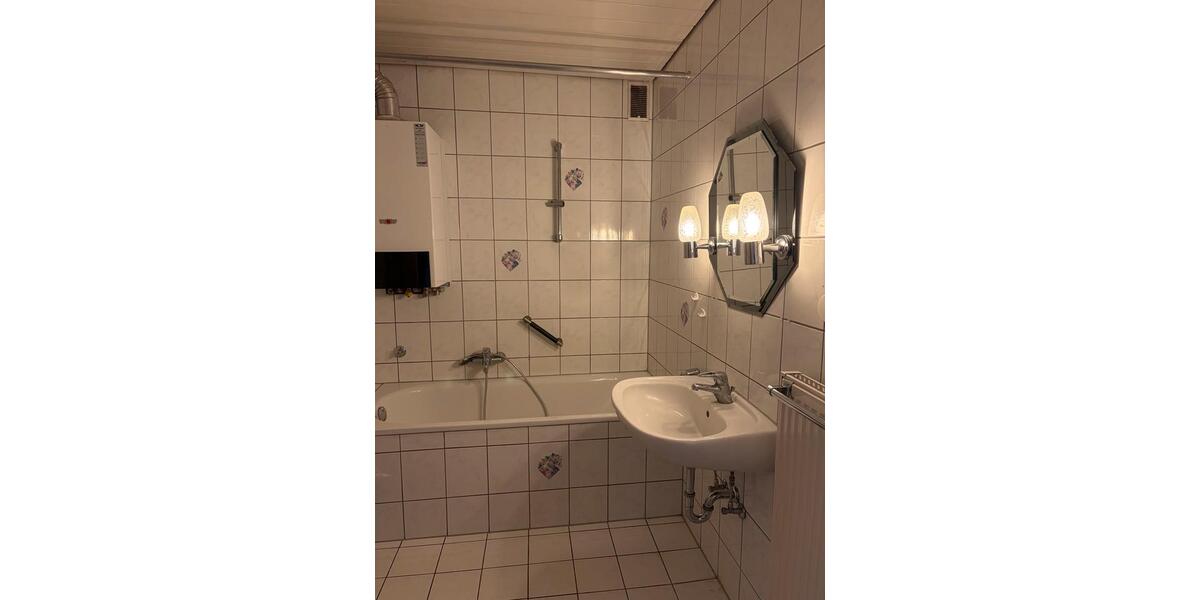 Erdgeschoßwohnung Duisburg Hamborn - 3.5 Zimmer, 78 m&sup2;, 560&euro; | Angebot:25992728