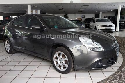 Alfa Romeo Giulietta 150.000 km 8.499 &euro; Hilden 40721