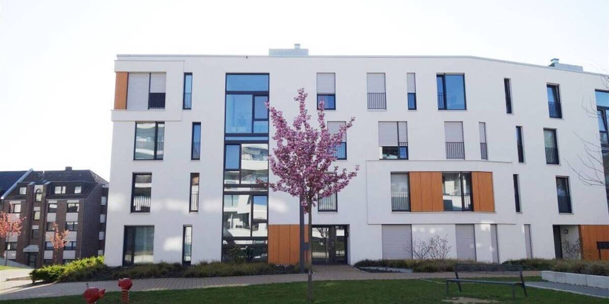 Etagenwohnung Mönchengladbach Stadtmitte - 4 Zimmer, 113 m&sup2;, 1.499&euro; | Angebot:26545278