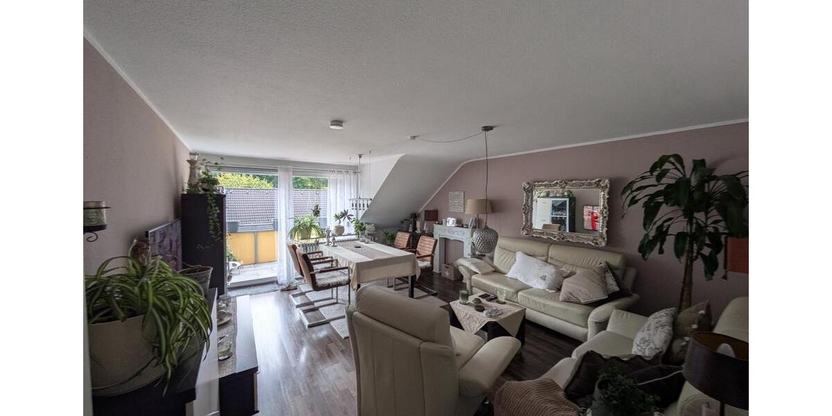 Dachgeschoßwohnung Ratingen - 3 Zimmer, 64 m&sup2;, 220.000&euro; | Angebot:25058206