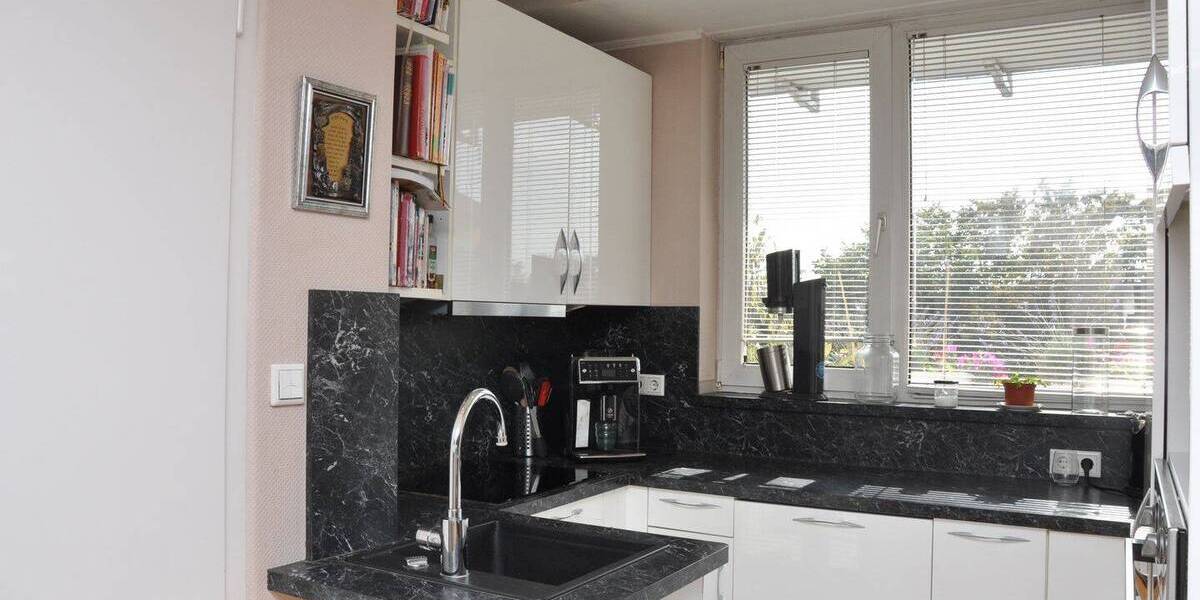 Etagenwohnung Düsseldorf Golzheim - 4 Zimmer, 104 m&sup2;, 489.000&euro; | Angebot:26596581