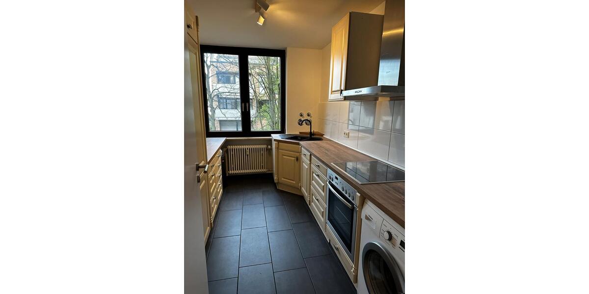 Etagenwohnung Düsseldorf Stadtbezirk 6 - 2 Zimmer, 77 m&sup2;, 1.400&euro; | Angebot:25974958