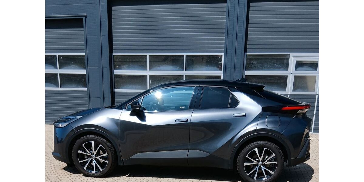 Toyota C-HR 22.661 km 26.700 &euro; mettmann 40822