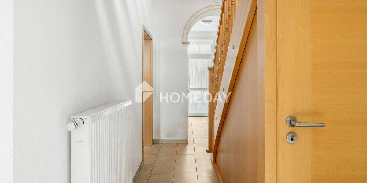 Reihenmittelhaus Mönchengladbach Giesenkirchen - 7 Zimmer, 180 m&sup2;, 389.000&euro; | Angebot:26016914