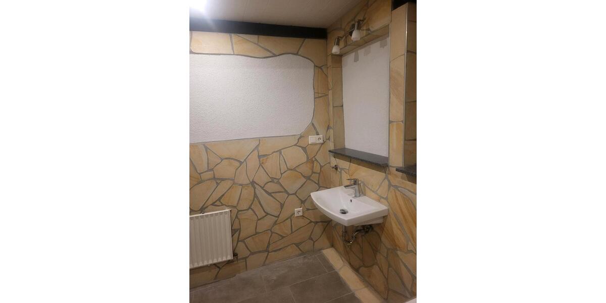 Erdgeschoßwohnung Mülheim an der Ruhr Menden-Holthausen - 1 Zimmer, 85 m&sup2;, 1.320&euro; | Angebot:27595621
