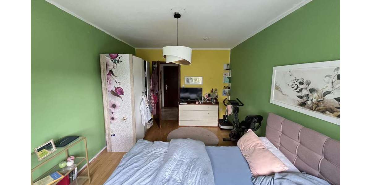 Etagenwohnung Düsseldorf Stadtbezirk 5 - 4 Zimmer, 98 m&sup2;, 249.000&euro; | Angebot:26696730