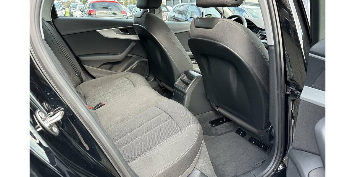 Audi A4 2,0 TDI / Automatik / Navi MMI / LED / AHK 135.000 km 17.990 &euro; Mönchengladbach 41066