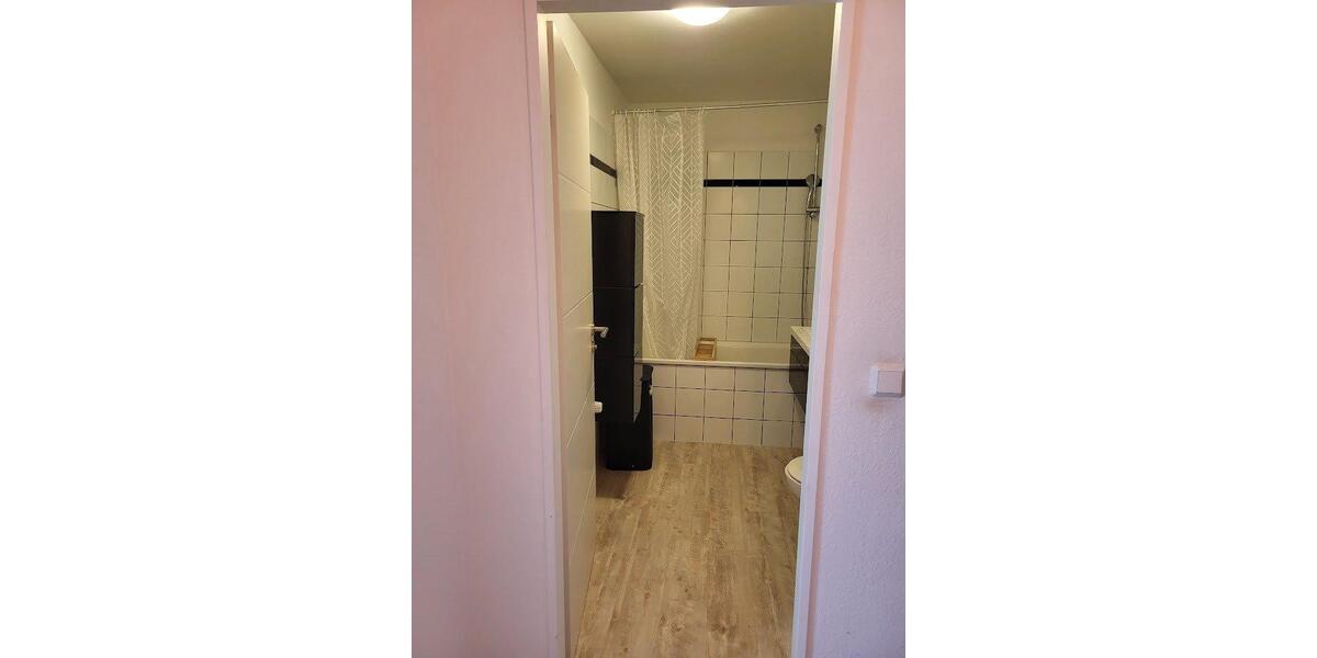 Etagenwohnung Düsseldorf Oberbilk - 2 Zimmer, 54 m&sup2;, 1.250&euro; | Angebot:25991558