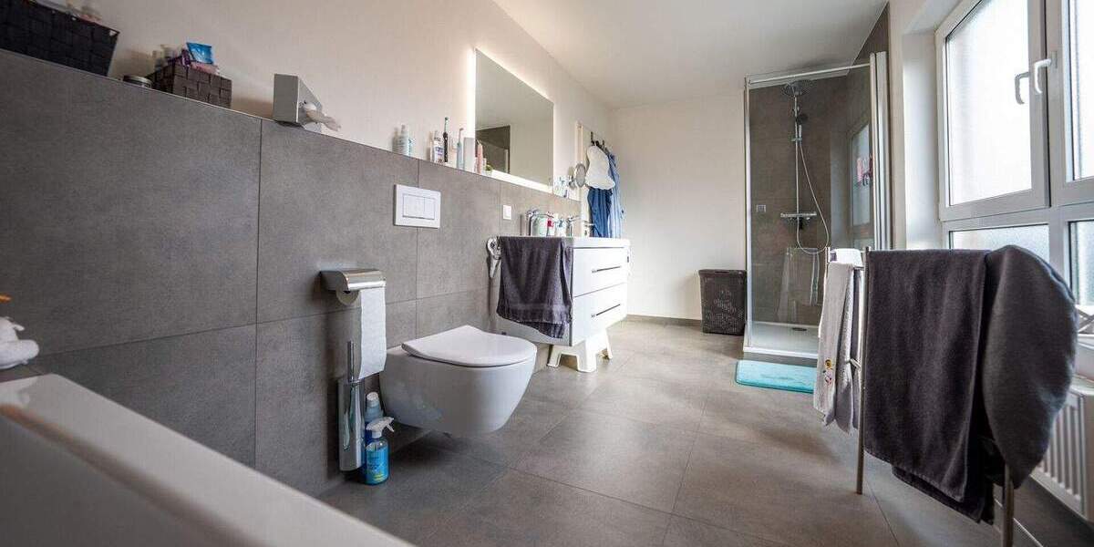 Einfamilienhaus Mönchengladbach Odenkirchen - 6 Zimmer, 132 m&sup2;, 549.000&euro; | Angebot:25684010