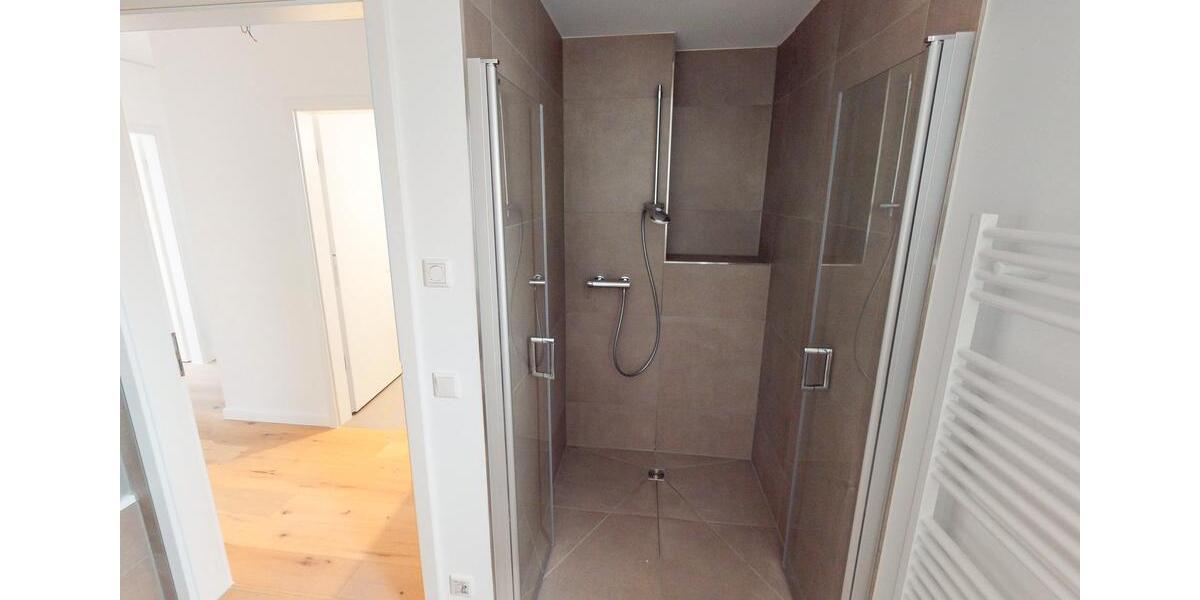 Erdgeschoßwohnung Düsseldorf Stadtbezirk 3 - 4 Zimmer, 109 m&sup2;, 1.950&euro; | Angebot:24625217