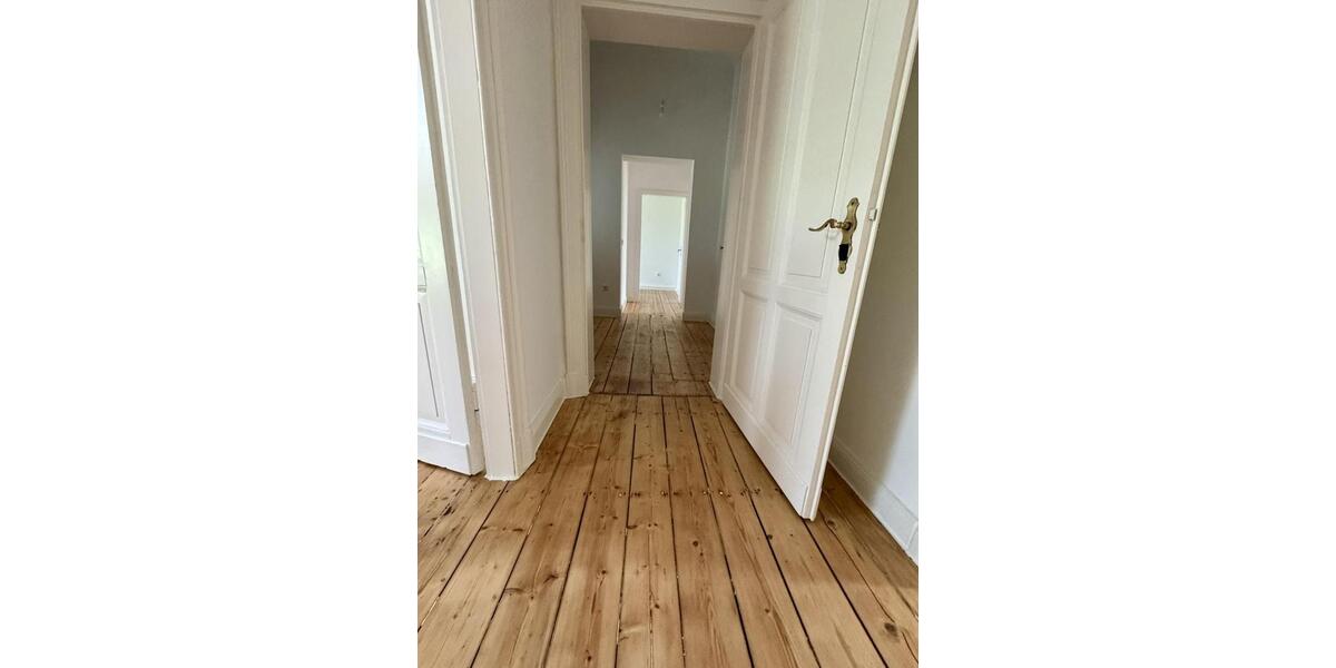 Dachgeschoßwohnung Düsseldorf Flingern Süd - 4 Zimmer, 95 m&sup2;, 1.795&euro; | Angebot:26606252