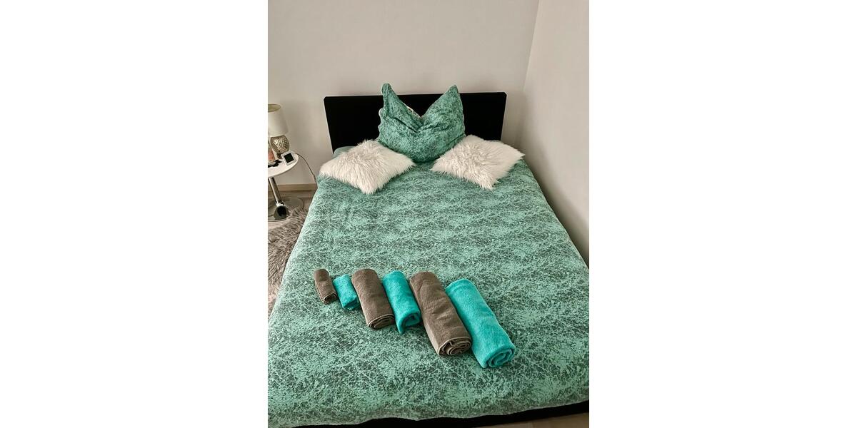 Hochparterre Düsseldorf Stadtbezirk 3 - 1 Zimmer, 26 m&sup2;, 1.090&euro; | Angebot:25960305