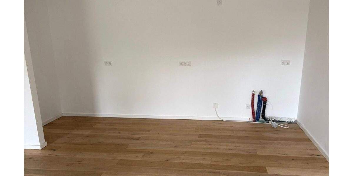 Etagenwohnung Kaarst Vorst - 3 Zimmer, 138 m&sup2;, 2.070&euro; | Angebot:25836355